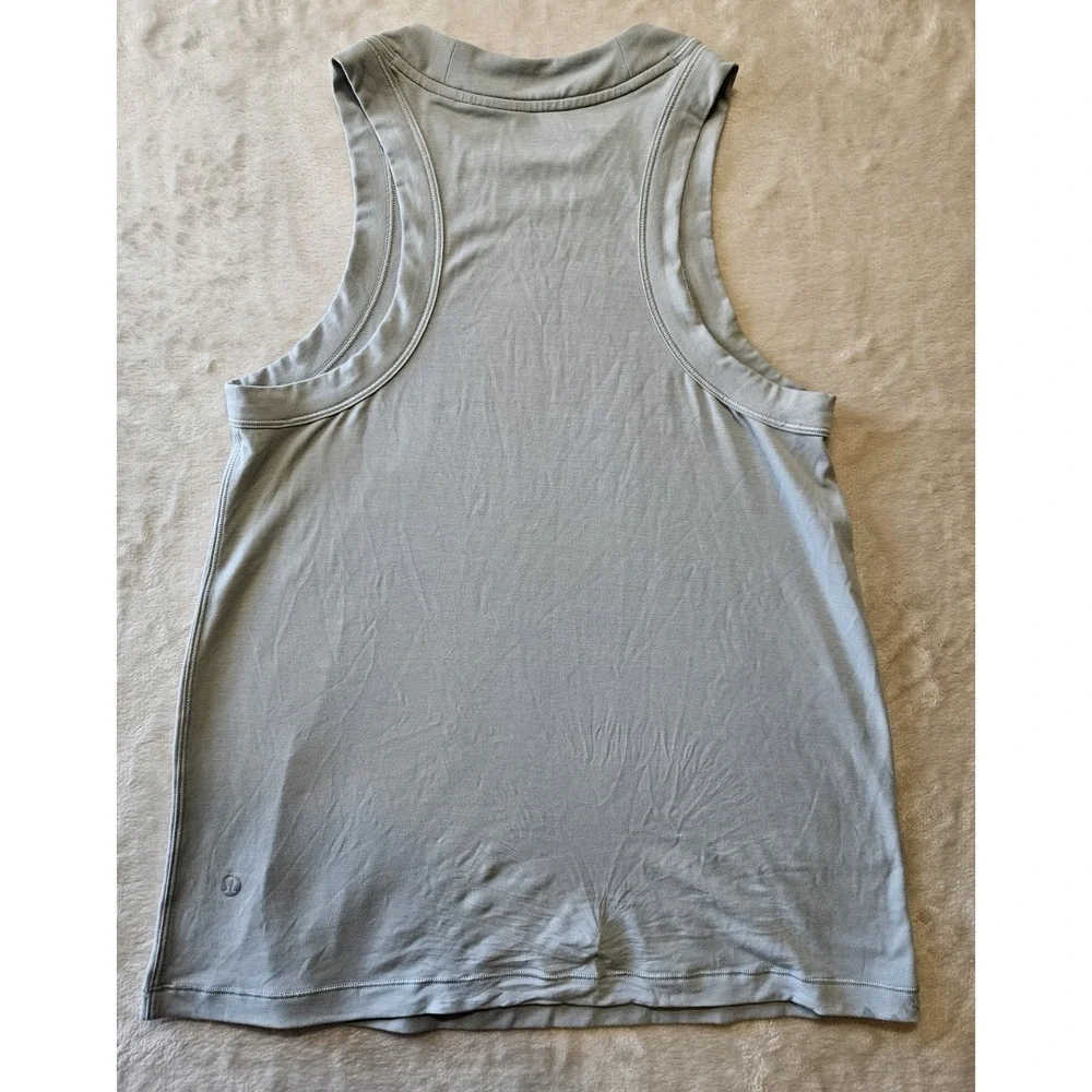 Lululemon Women's Racerback‎ Athletic Tank Top Sage Green Yoga Gym Workout Sz 4?